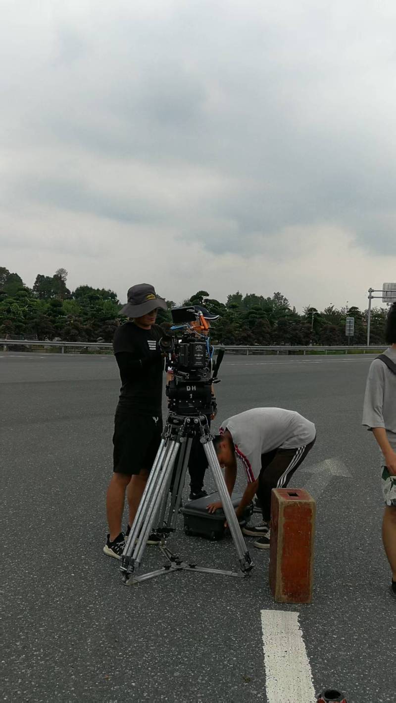 峨山TVC拍摄公司：唤醒集体记忆，构建跨代际沟通桥梁